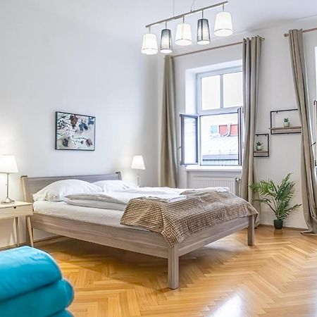 Comfortable 2Br Apt.-Near Wiener Stadthalle Exterior foto