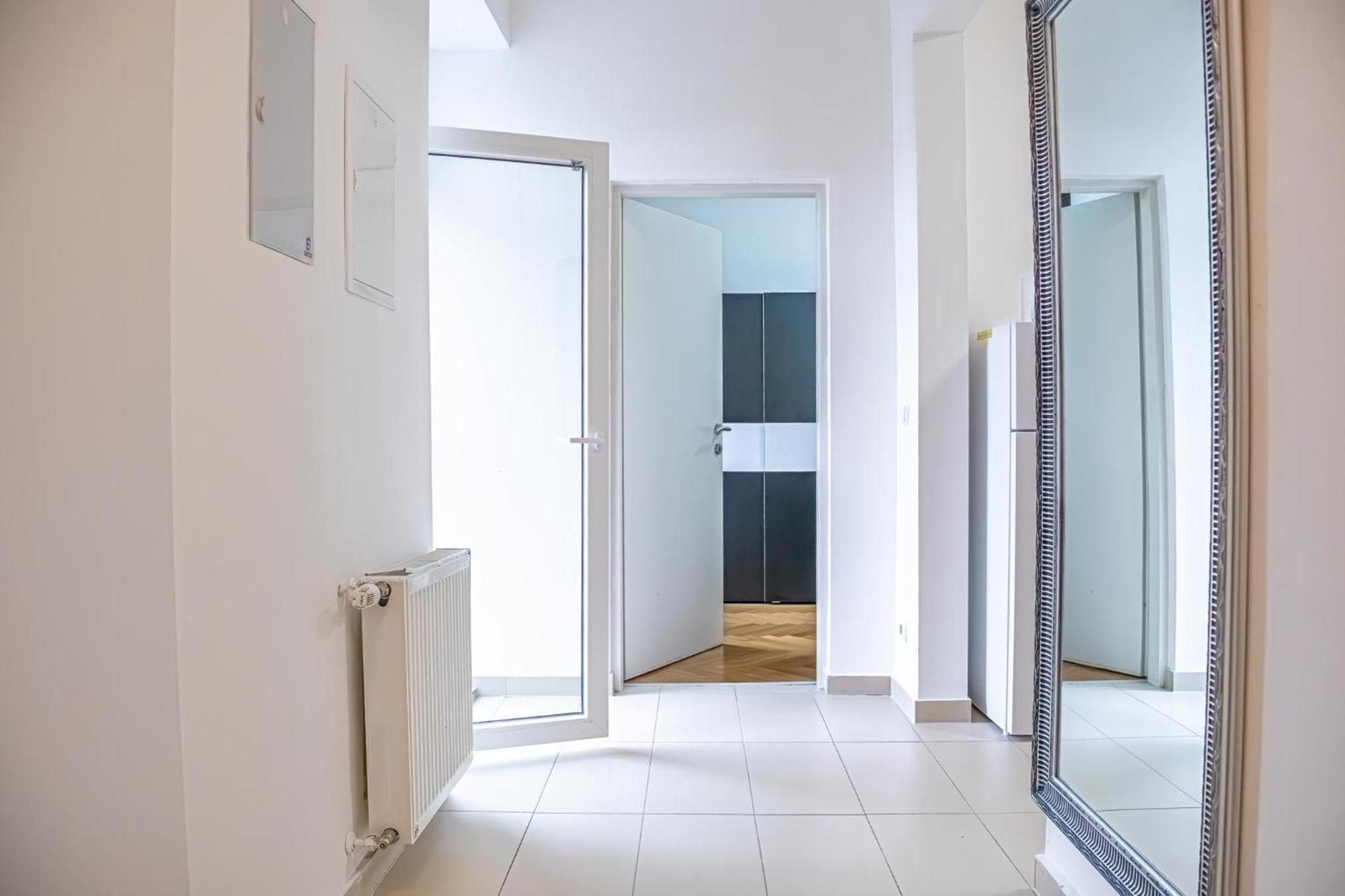 Comfortable 2Br Apt.-Near Wiener Stadthalle Exterior foto